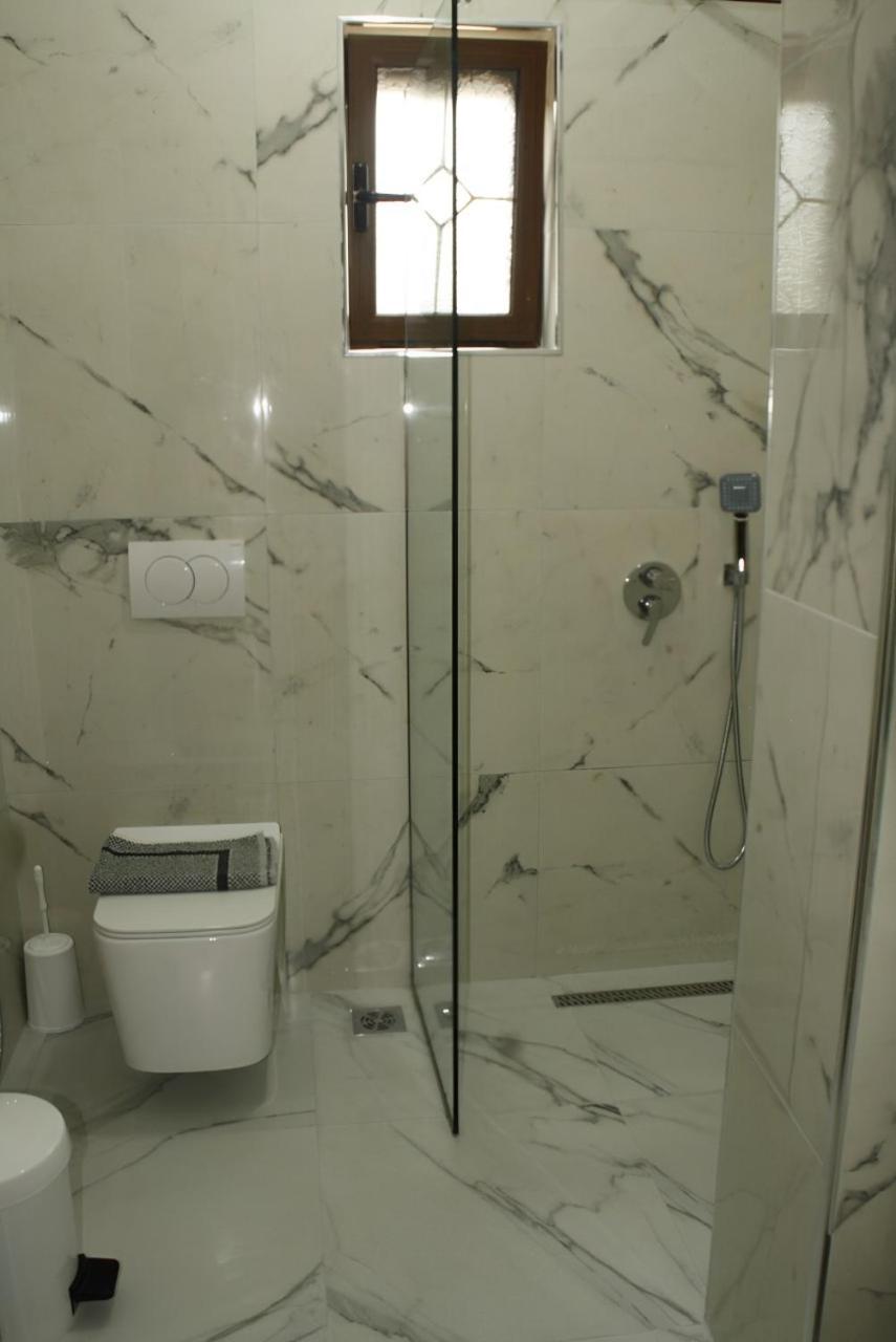 Kreshta Hotel Ksamil