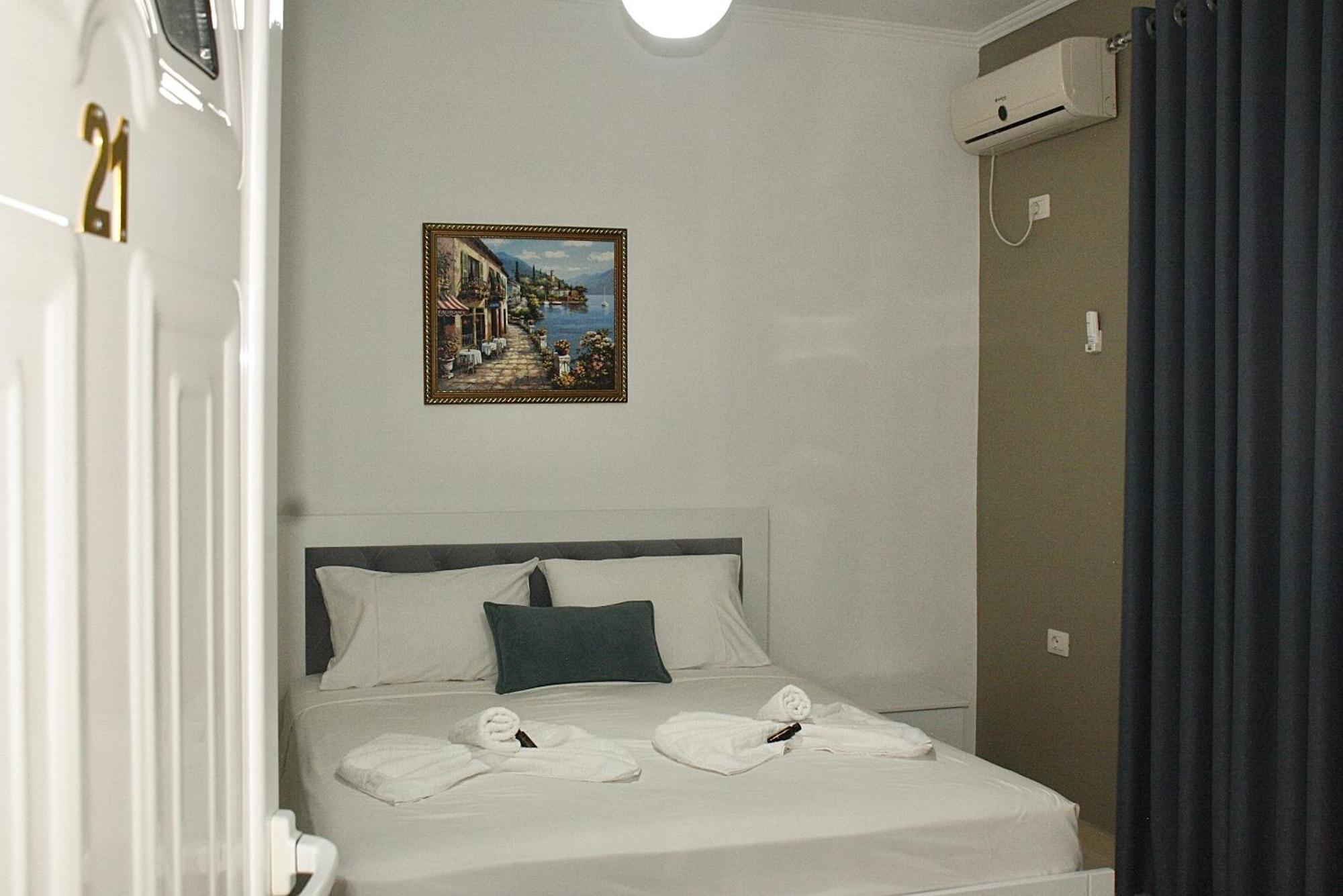 Kreshta Hotel