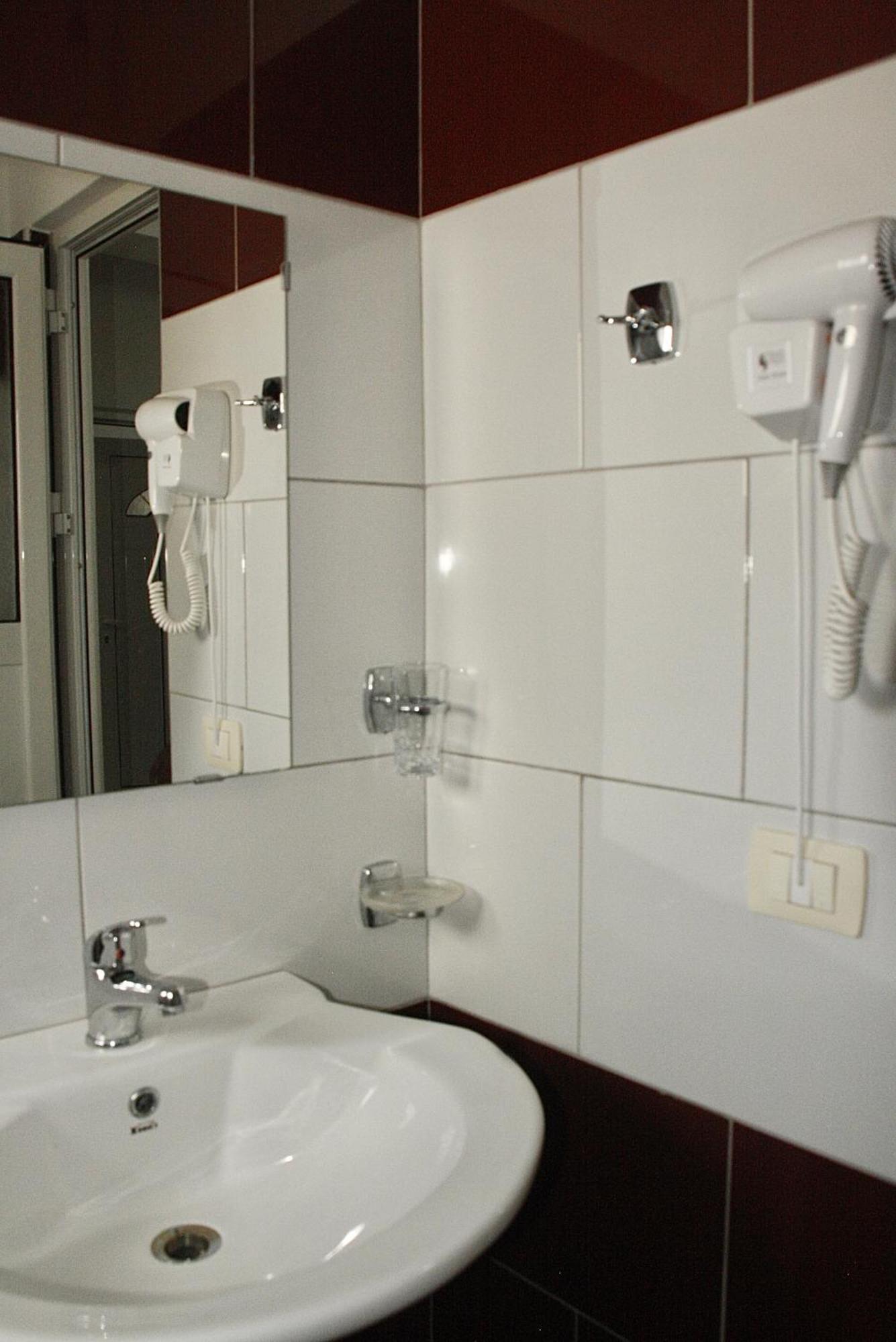 Kreshta Hotel